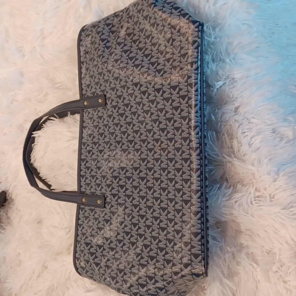 NWT Michael Kors Carter Large Top Zip Tote Bag Purse in Navy MK Logo Print - Picture 8 of 14